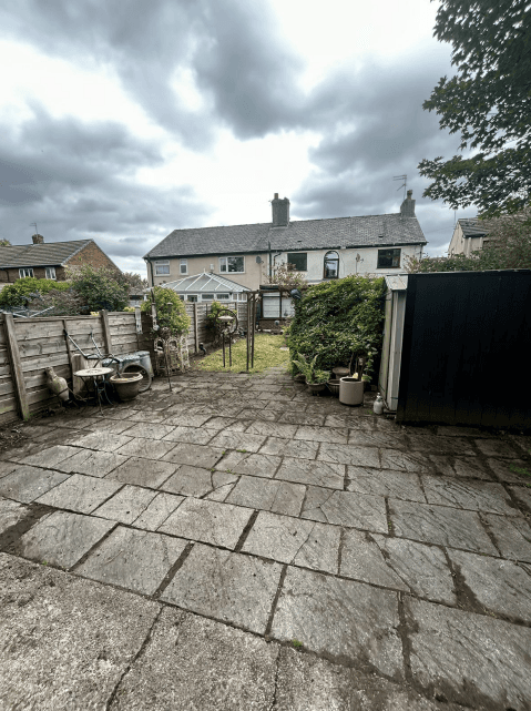 Garden tidy up services in Greater Manchester